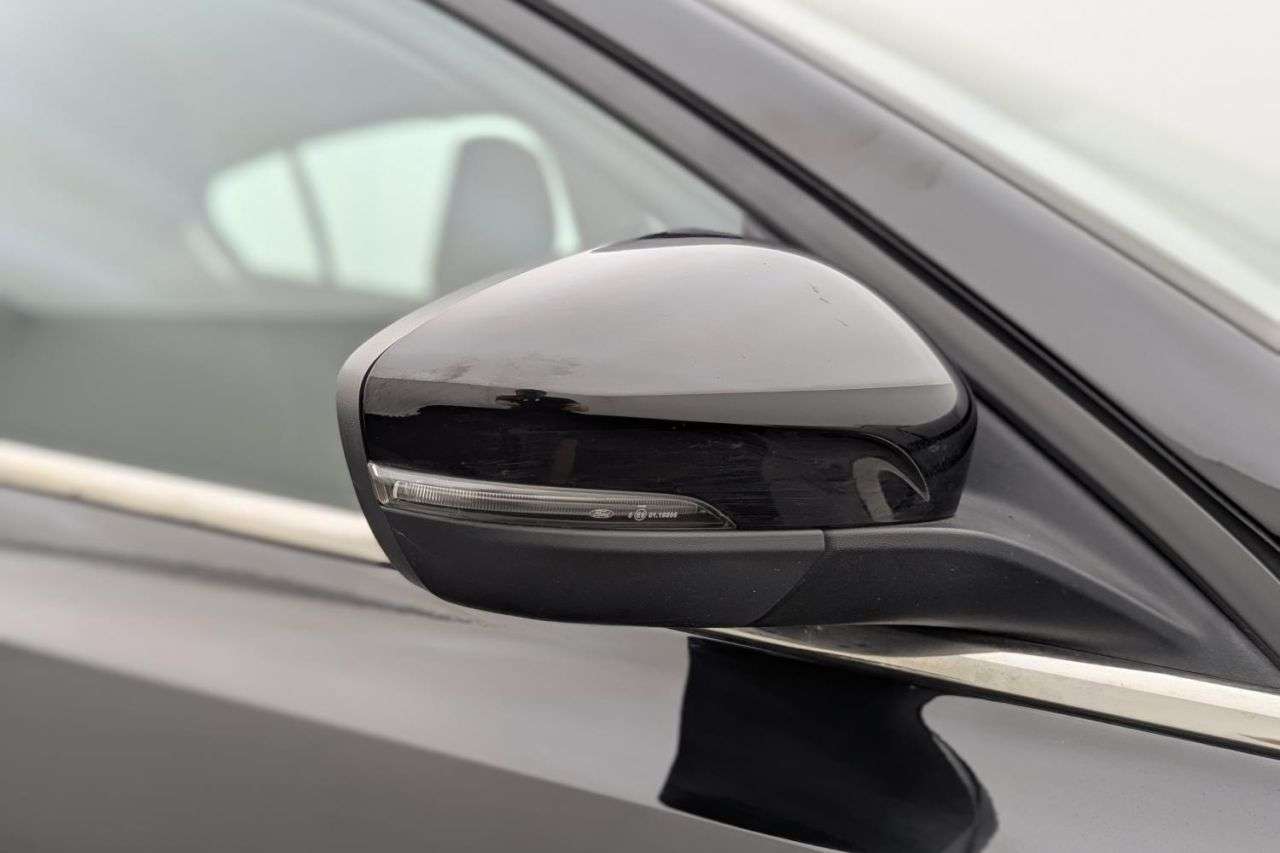 2023 FORD FOCUS 2023 FORD FOCUS
