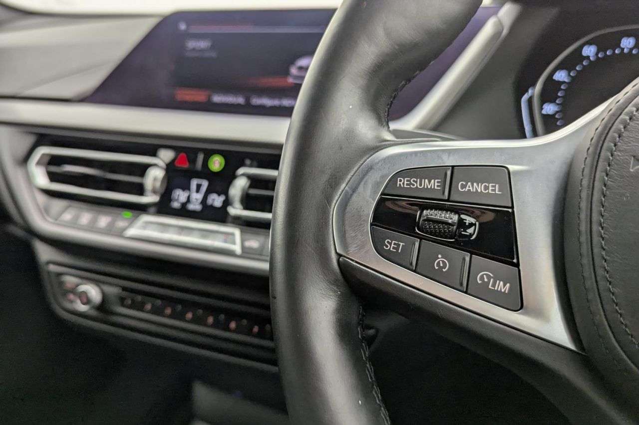 2020 BMW 1 SERIES 2020 BMW 1 SERIES