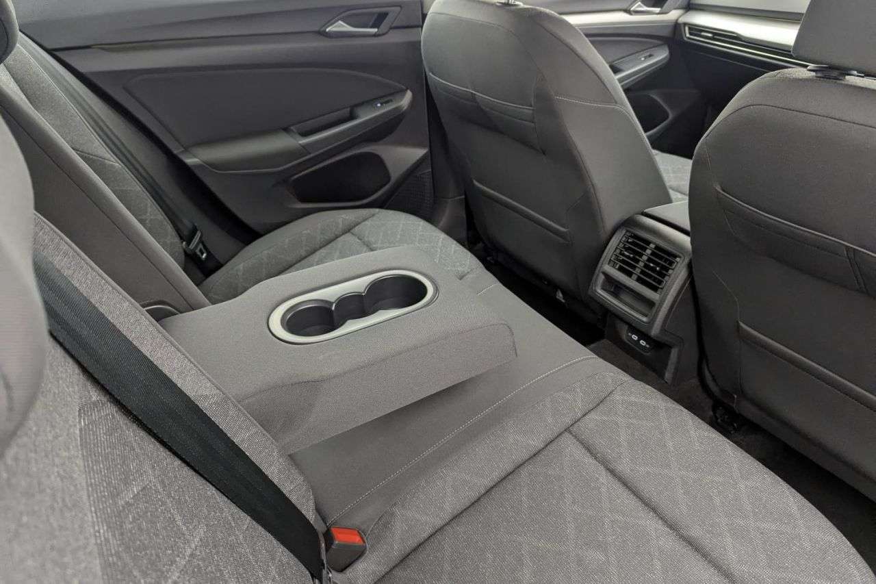 2021 VOLKSWAGEN GOLF 2021 VOLKSWAGEN GOLF