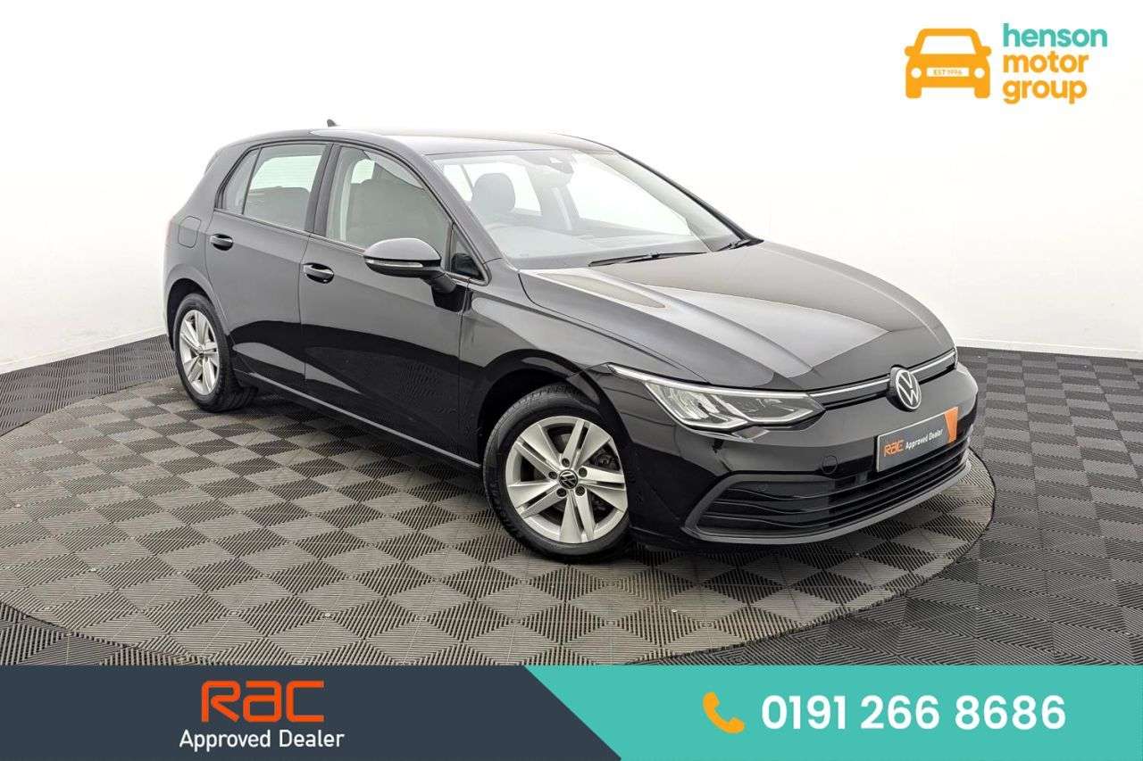 A 2021 VOLKSWAGEN GOLF 1.5 TSI Life Hatchback 5dr Petrol Manual Euro 6 (s/s) (150 ps) Award Winnin A 2021 VOLKSWAGEN GOLF 1.5 TSI Life Hatchback 5dr Petrol Manual Euro 6 (s/s) (150 ps) Award Winnin
