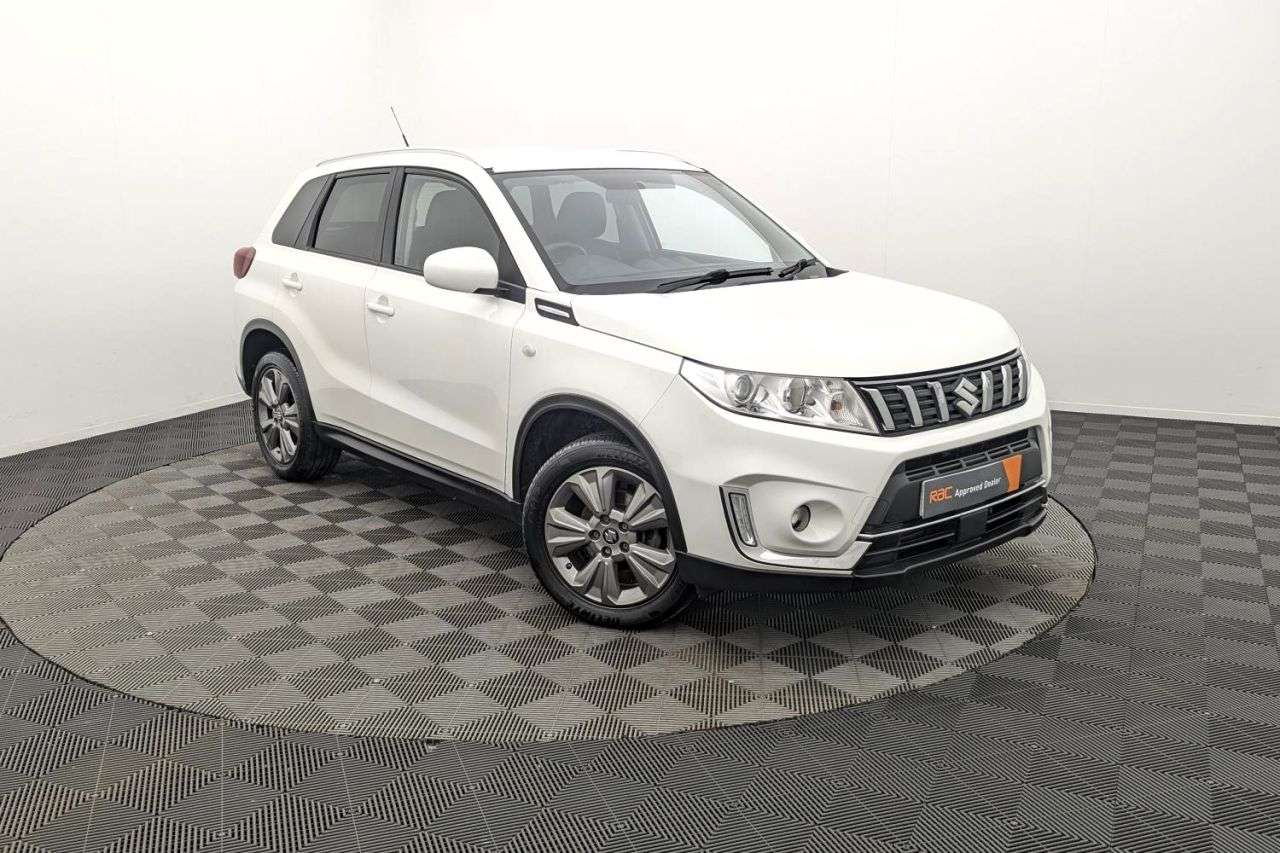 A 2018 SUZUKI VITARA 1.0 Boosterjet SZ-T SUV 5dr Petrol Manual Euro 6 (s/s) (111 ps) Award Winni A 2018 SUZUKI VITARA 1.0 Boosterjet SZ-T SUV 5dr Petrol Manual Euro 6 (s/s) (111 ps) Award Winni