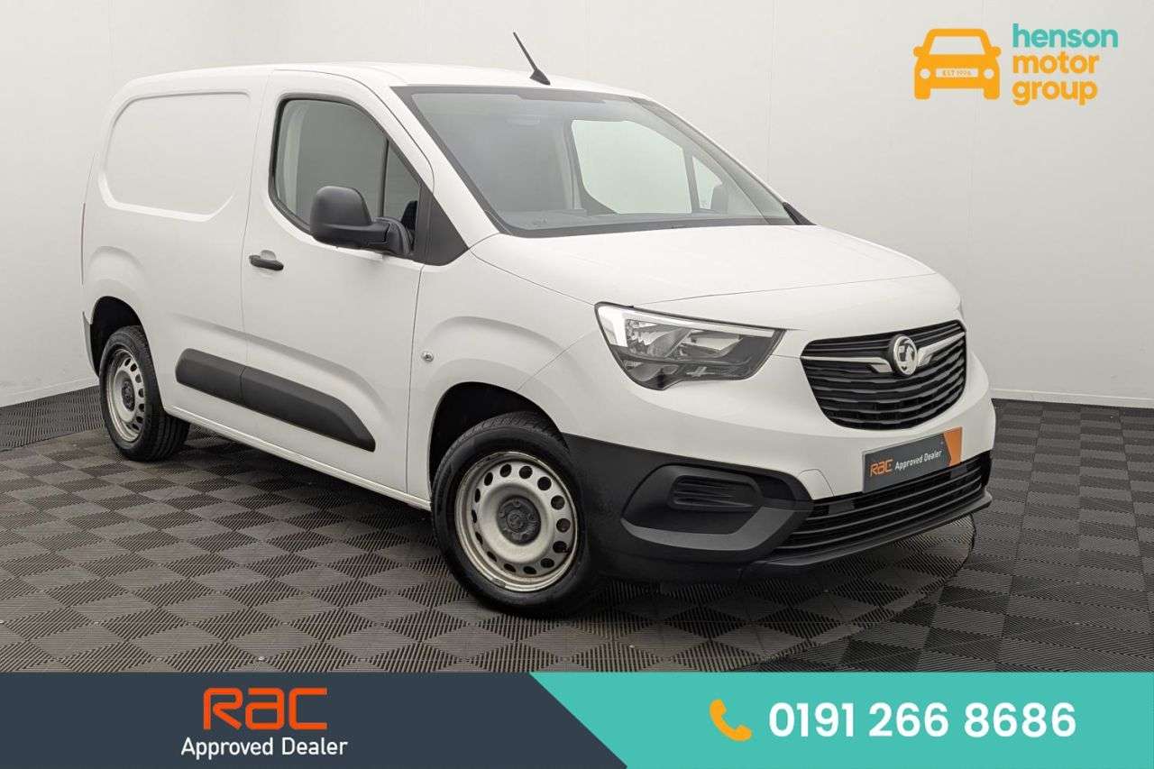 A 2021 VAUXHALL COMBO 1.5 Turbo D 2300 Dynamic Panel Van 4dr Diesel Manual L1 H1 Euro 6 (100 ps) A 2021 VAUXHALL COMBO 1.5 Turbo D 2300 Dynamic Panel Van 4dr Diesel Manual L1 H1 Euro 6 (100 ps)