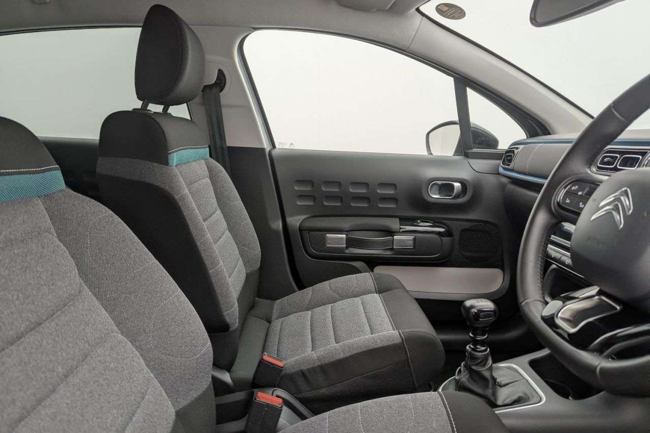 A 2023 CITROEN C3 1.2 PureTech Shine Plus Hatchback 5dr Petrol Manual Euro 6 (s/s) (110 ps) A A 2023 CITROEN C3 1.2 PureTech Shine Plus Hatchback 5dr Petrol Manual Euro 6 (s/s) (110 ps) A