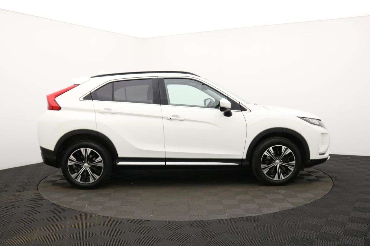 A 2020 MITSUBISHI ECLIPSE CROSS 1.5T Dynamic SUV 5dr Petrol CVT Euro 6 (s/s) (163 ps) Award Winning 5 Star A 2020 MITSUBISHI ECLIPSE CROSS 1.5T Dynamic SUV 5dr Petrol CVT Euro 6 (s/s) (163 ps) Award Winning 5 Star