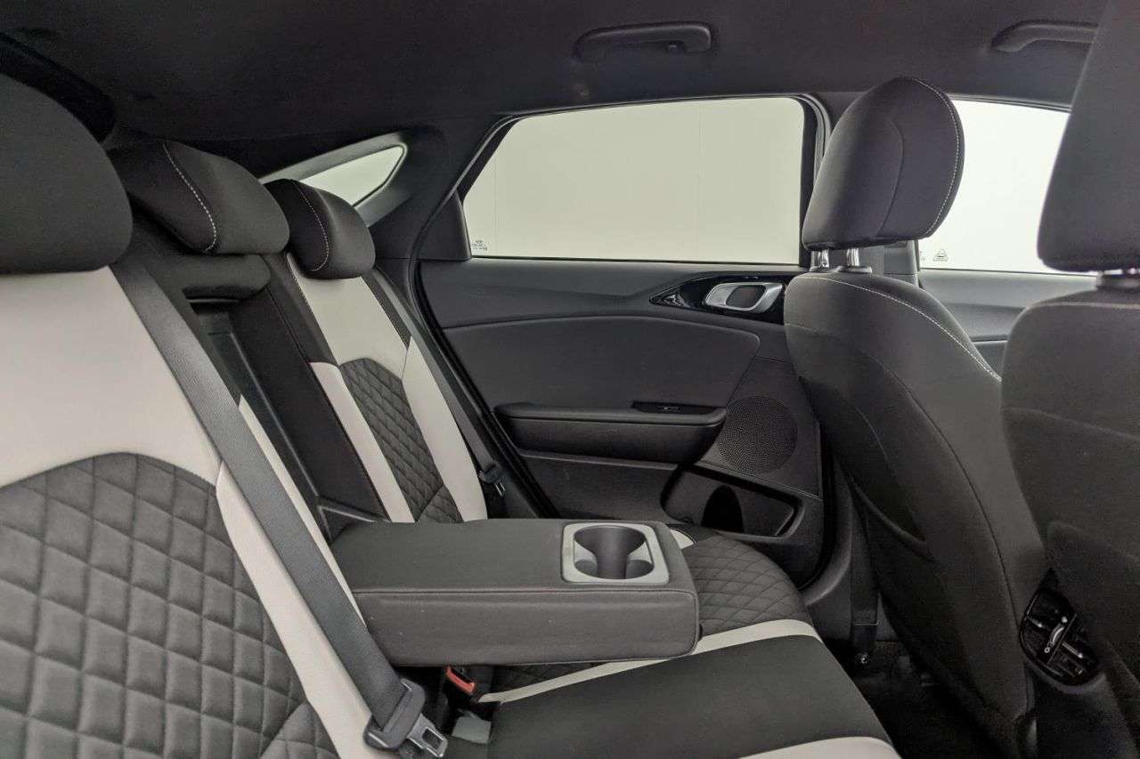 2021 KIA PROCEED 2021 KIA PROCEED