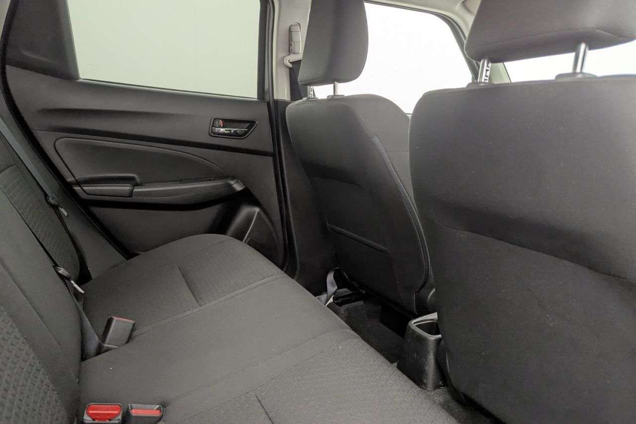 2018 SUZUKI SWIFT 2018 SUZUKI SWIFT