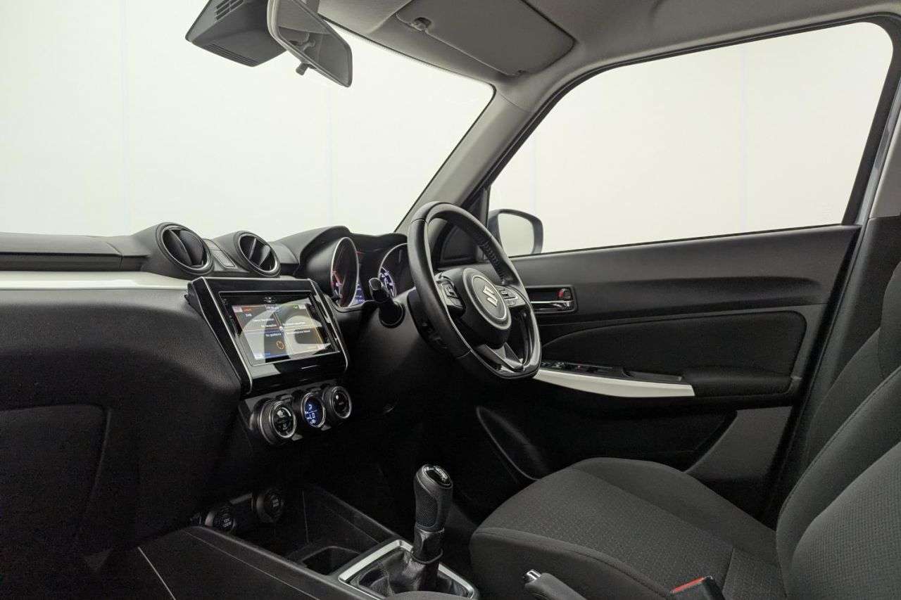 2018 SUZUKI SWIFT 2018 SUZUKI SWIFT