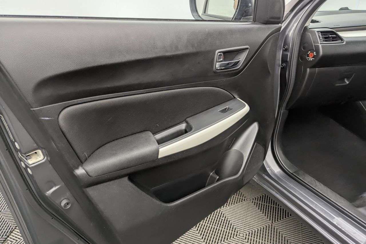 2018 SUZUKI SWIFT 2018 SUZUKI SWIFT