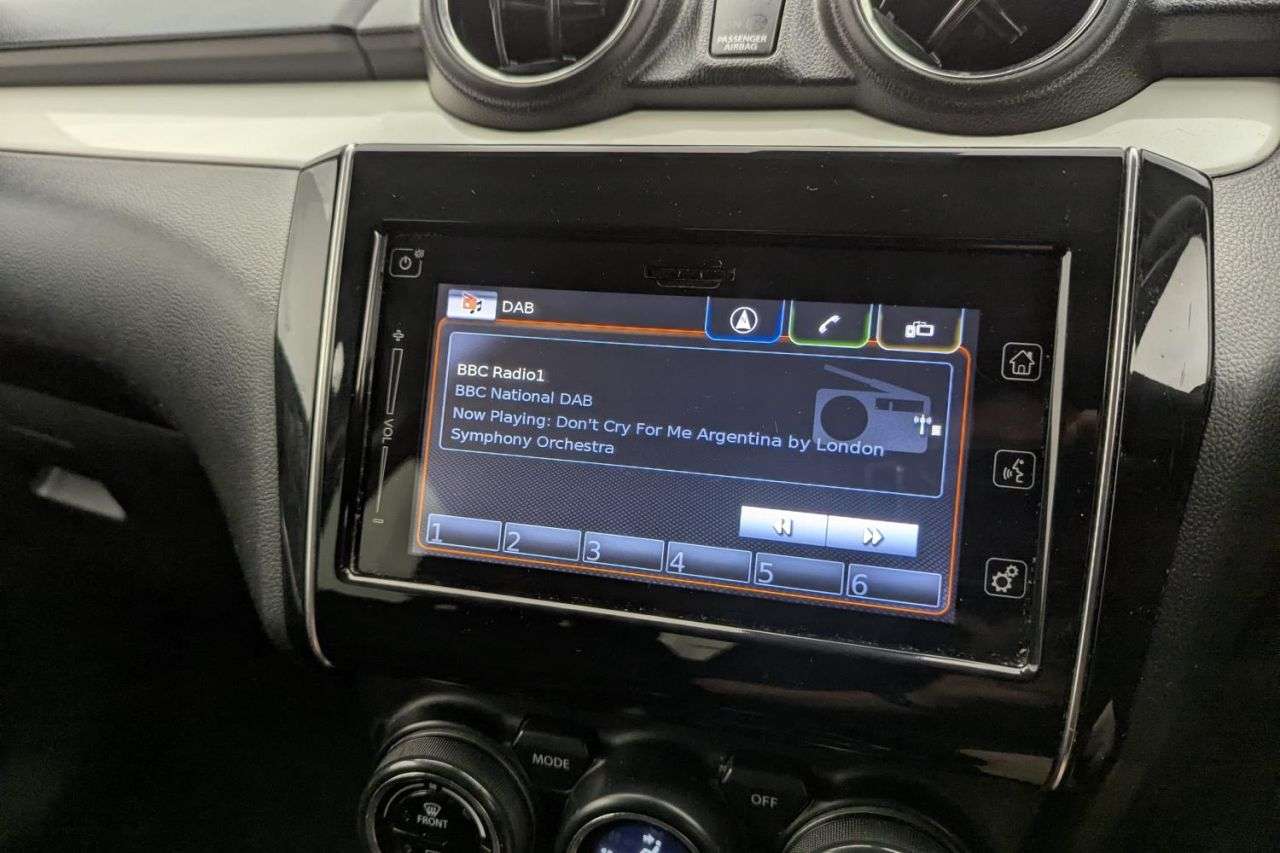 2018 SUZUKI SWIFT 2018 SUZUKI SWIFT