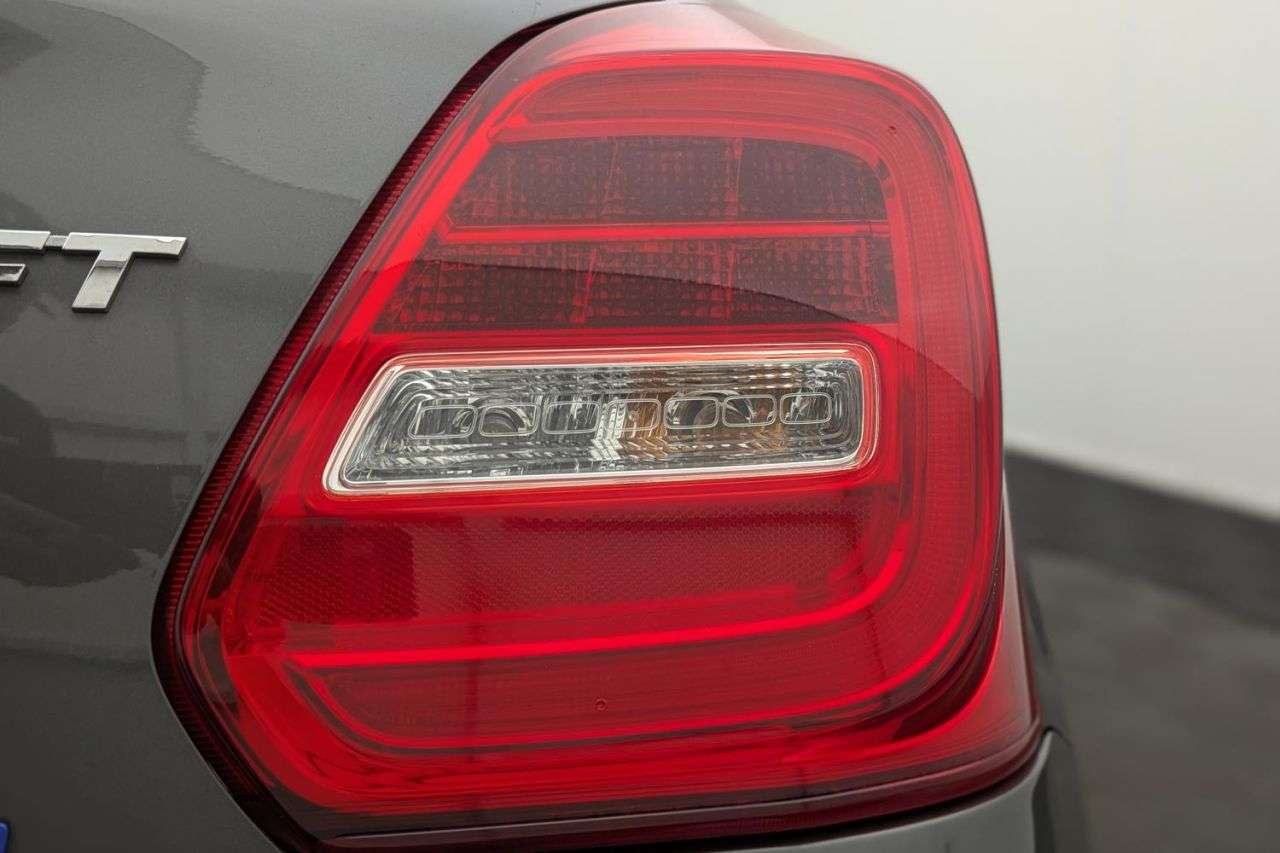 2018 SUZUKI SWIFT 2018 SUZUKI SWIFT