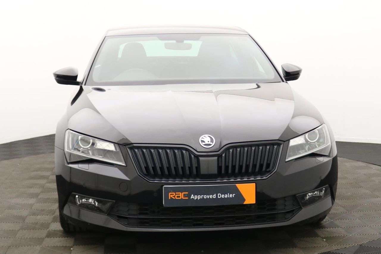 2019 SKODA SUPERB 2019 SKODA SUPERB