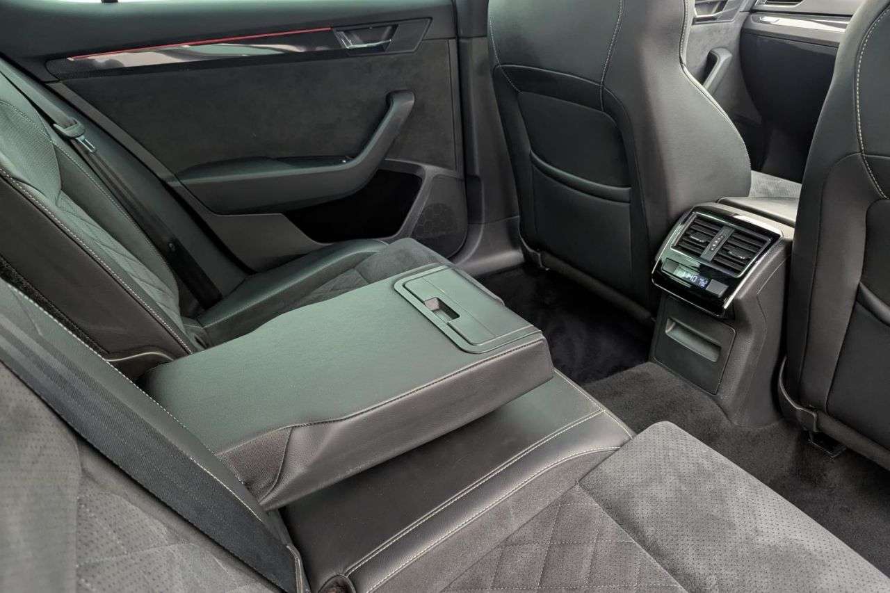 2019 SKODA SUPERB 2019 SKODA SUPERB