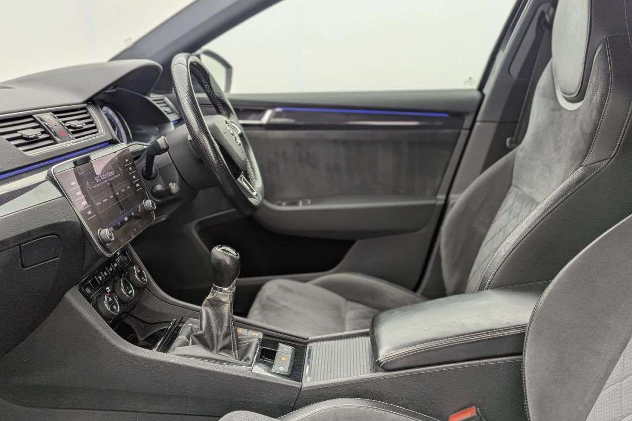 2019 SKODA SUPERB 2019 SKODA SUPERB