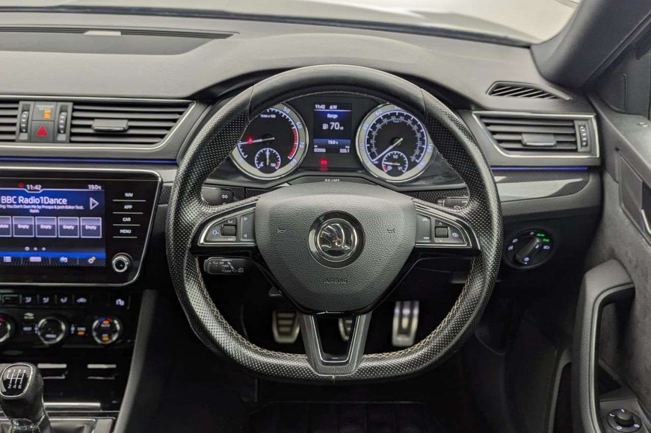2019 SKODA SUPERB 2019 SKODA SUPERB