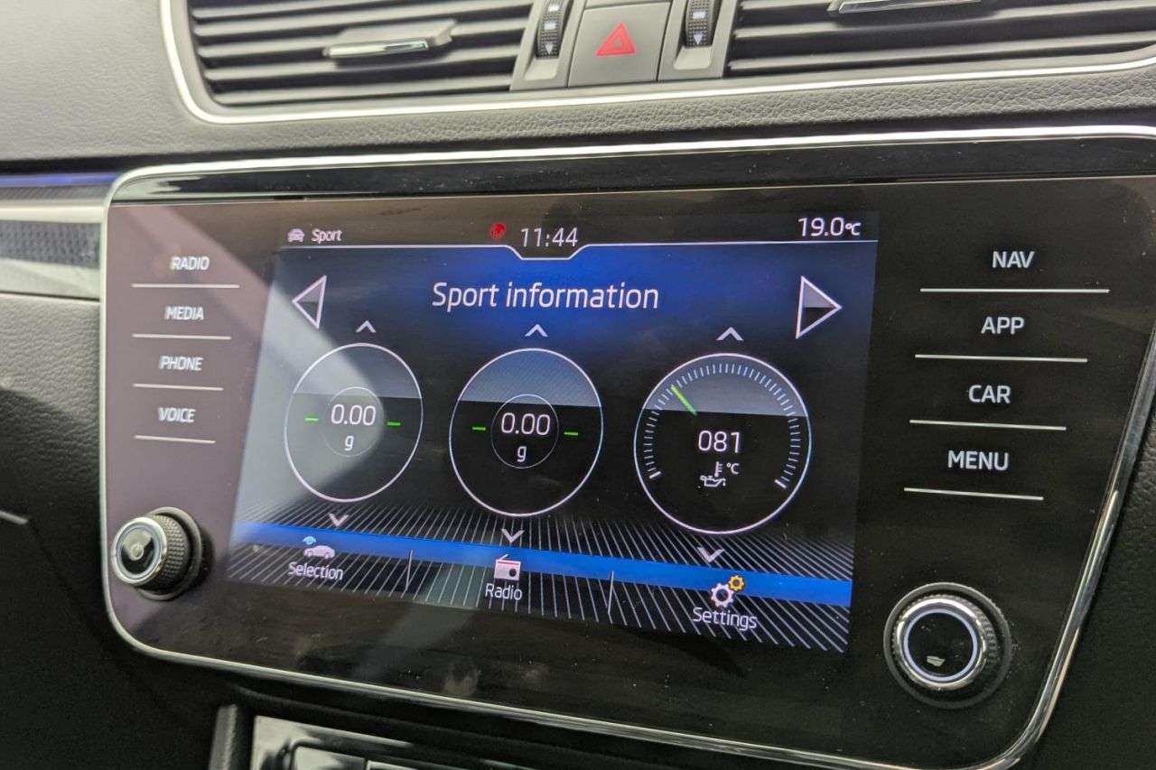 2019 SKODA SUPERB 2019 SKODA SUPERB