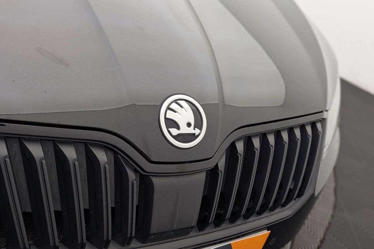 2019 SKODA SUPERB 2019 SKODA SUPERB