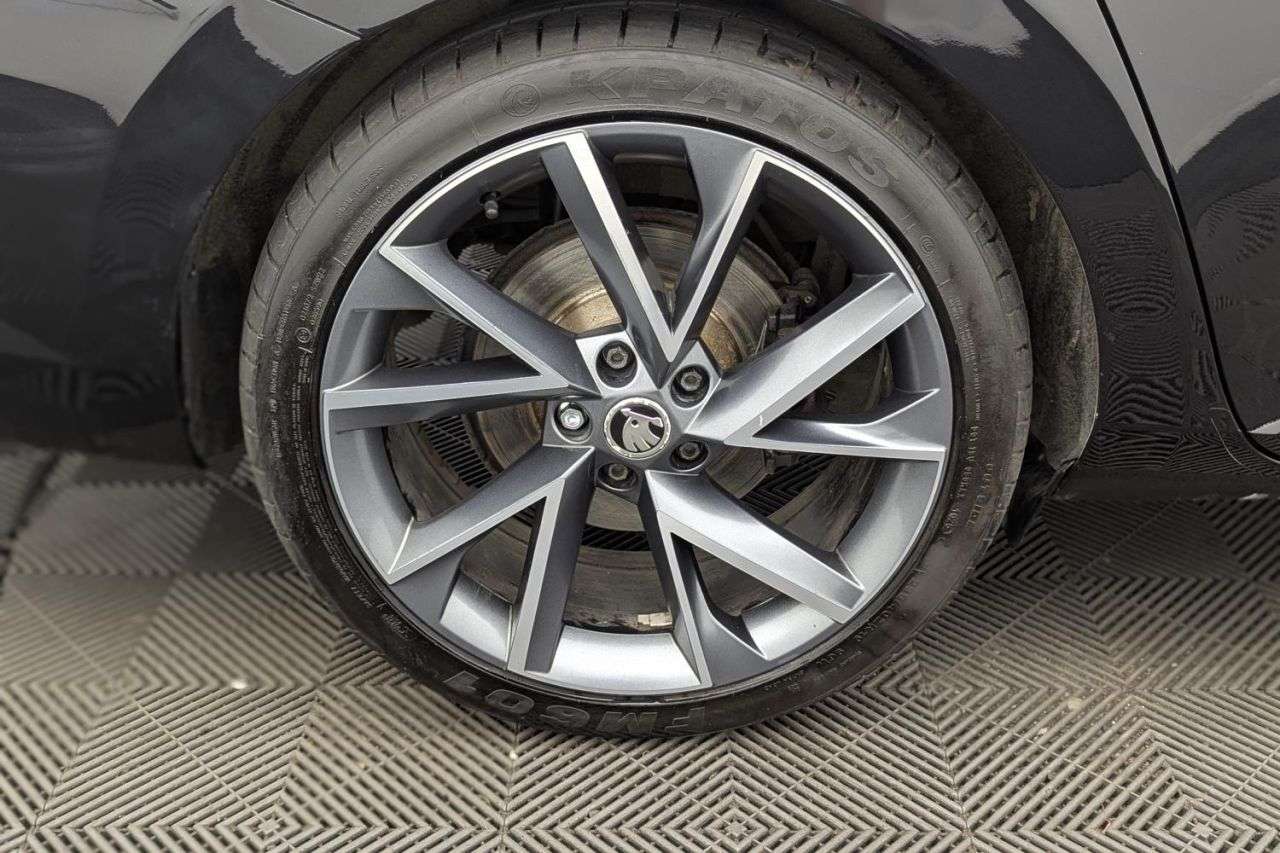 2019 SKODA SUPERB 2019 SKODA SUPERB