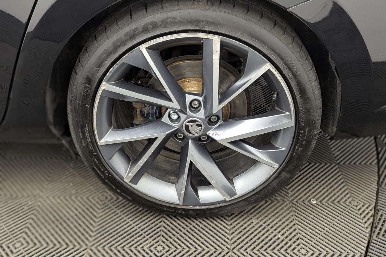 2019 SKODA SUPERB 2019 SKODA SUPERB