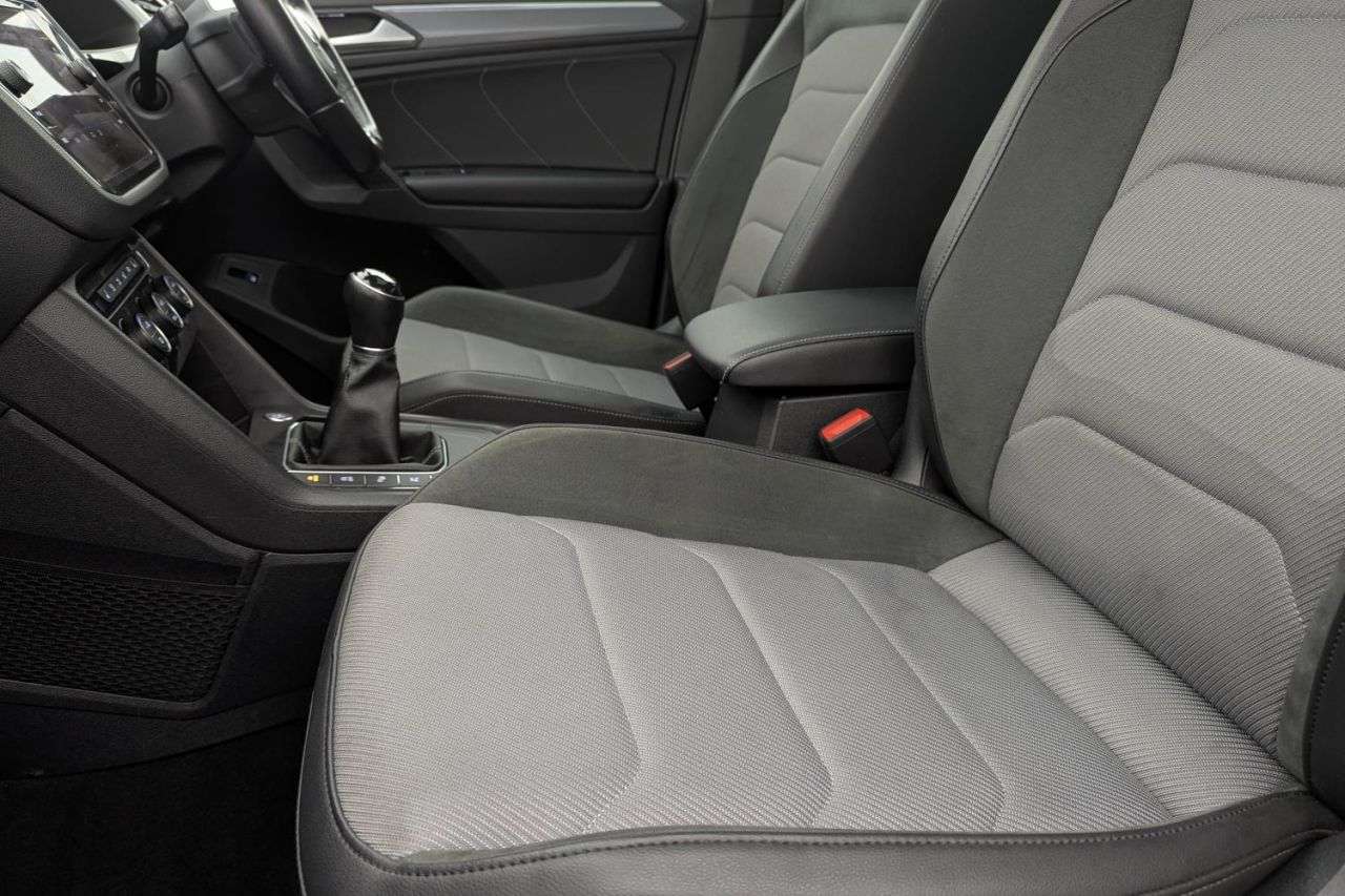 2019 VOLKSWAGEN TIGUAN 2019 VOLKSWAGEN TIGUAN