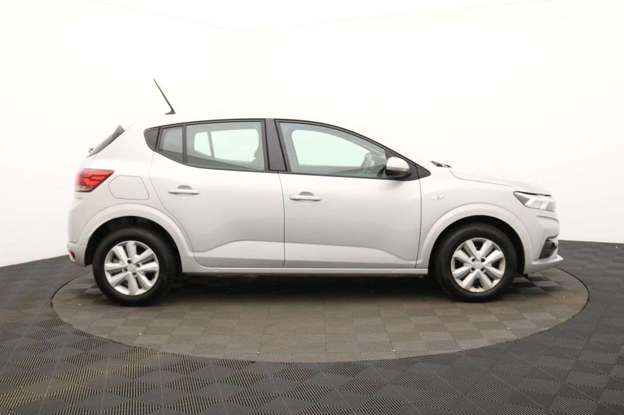 A 2023 DACIA SANDERO 1.0 TCe Expression Hatchback 5dr Petrol CVT Euro 6 (s/s) (90 ps) Award Winn A 2023 DACIA SANDERO 1.0 TCe Expression Hatchback 5dr Petrol CVT Euro 6 (s/s) (90 ps) Award Winn