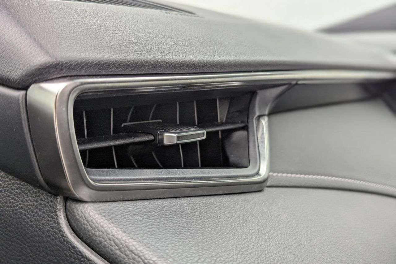 2021 TOYOTA COROLLA 2021 TOYOTA COROLLA