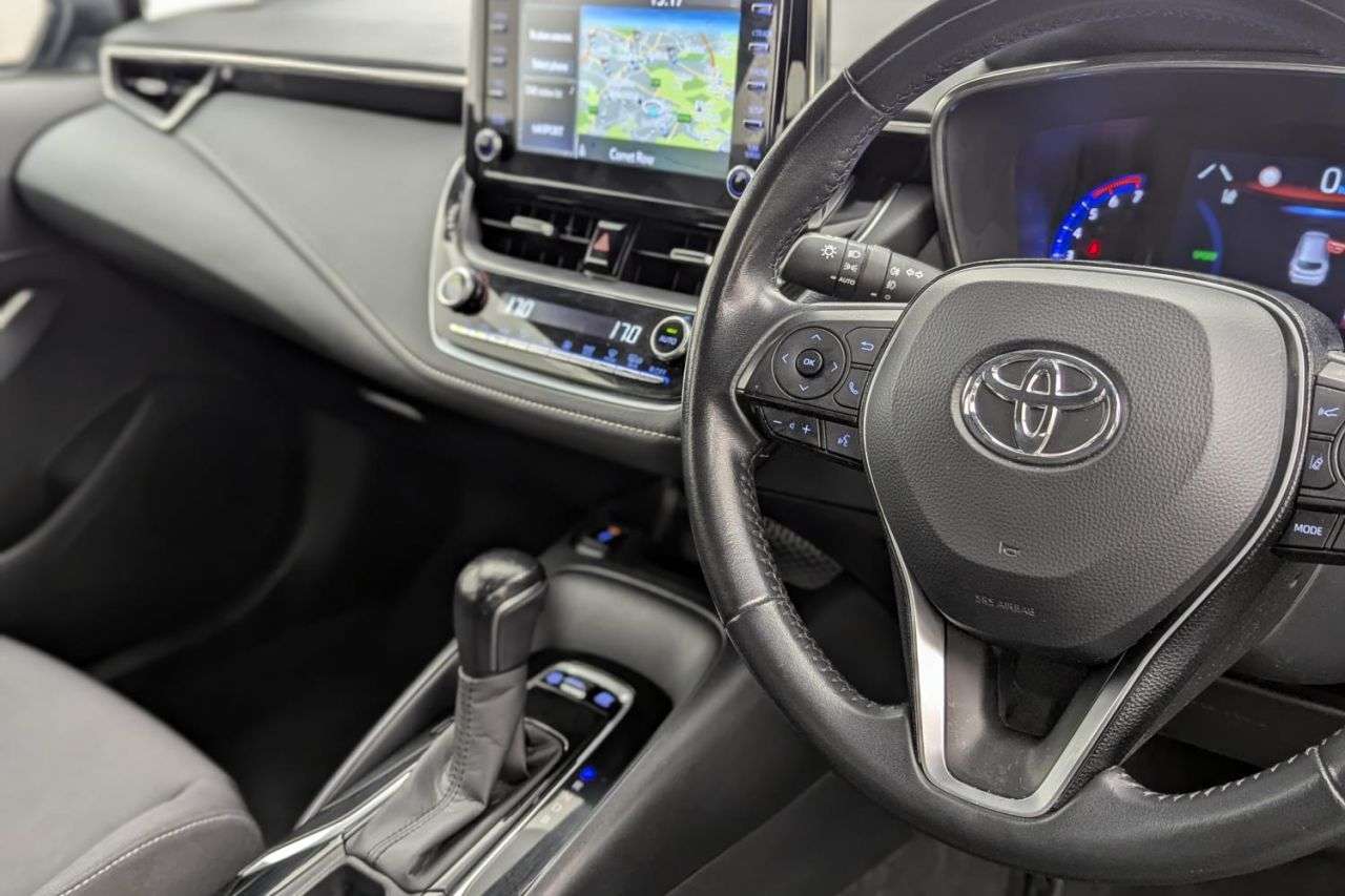 2021 TOYOTA COROLLA 2021 TOYOTA COROLLA