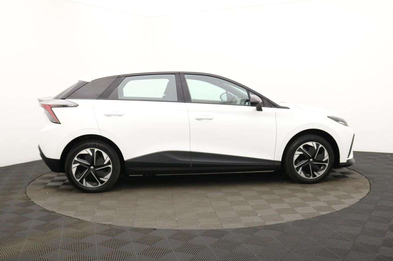A 2023 MG MG4 51kWh SE Hatchback 5dr Electric Auto (170 ps) Award Winning 5 Star Dealersh A 2023 MG MG4 51kWh SE Hatchback 5dr Electric Auto (170 ps) Award Winning 5 Star Dealersh