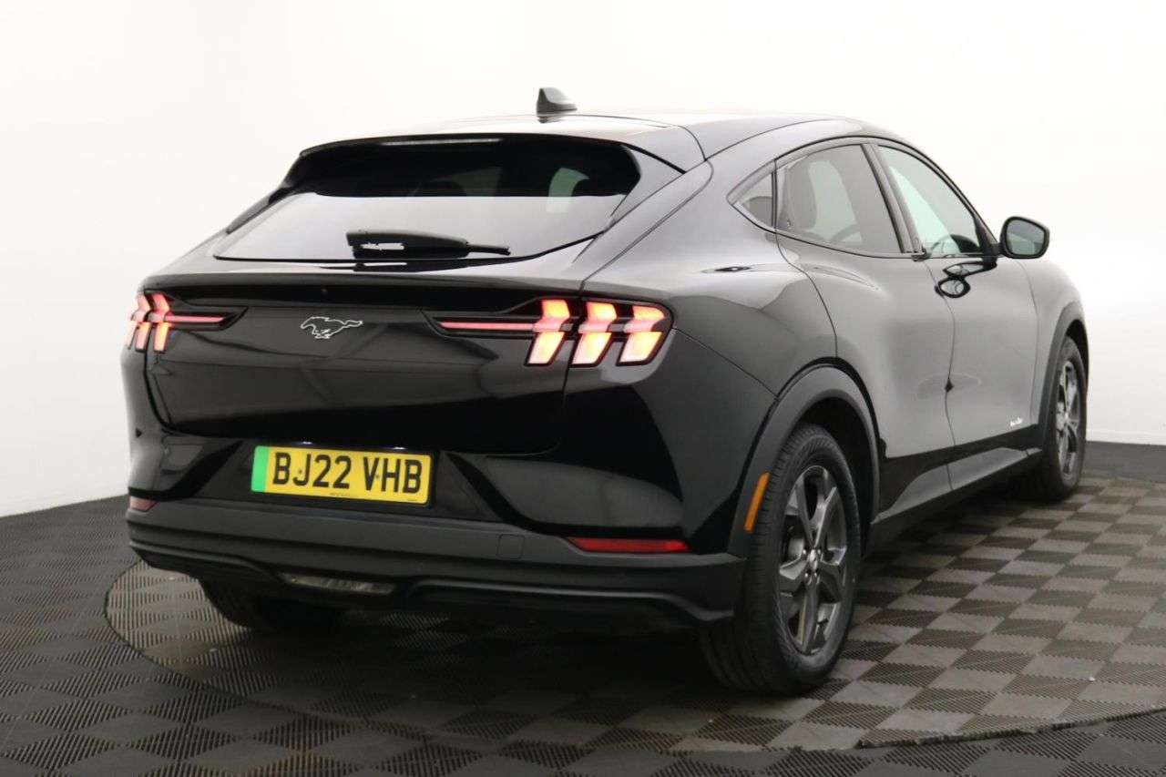 2022 FORD MUSTANG MACH-E 2022 FORD MUSTANG MACH-E