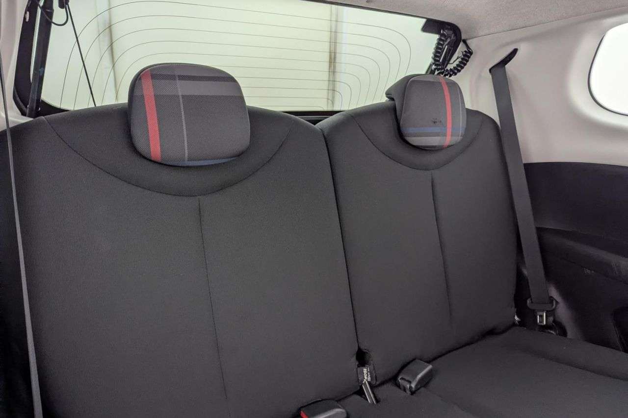 2015 PEUGEOT 108 2015 PEUGEOT 108