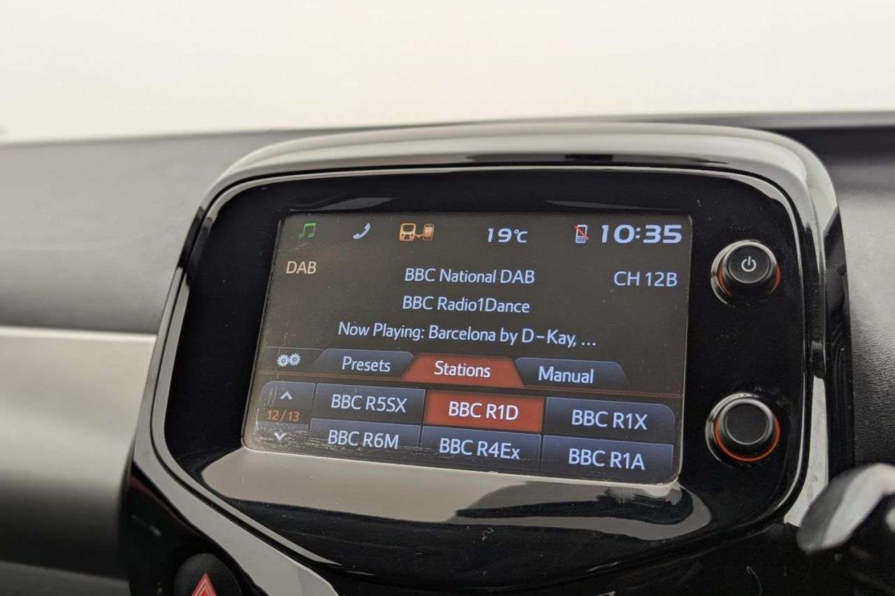 2015 PEUGEOT 108 2015 PEUGEOT 108