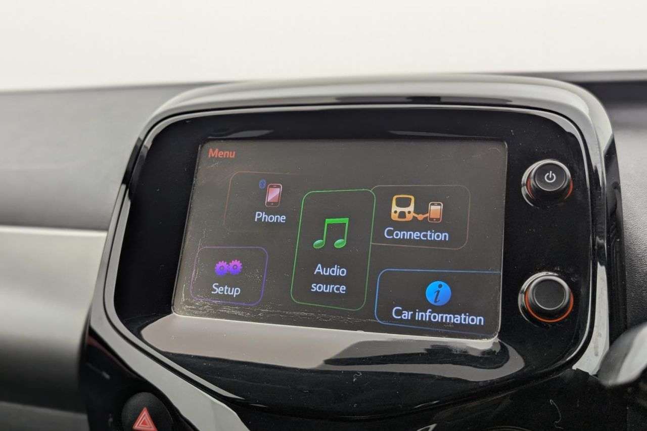 2015 PEUGEOT 108 2015 PEUGEOT 108