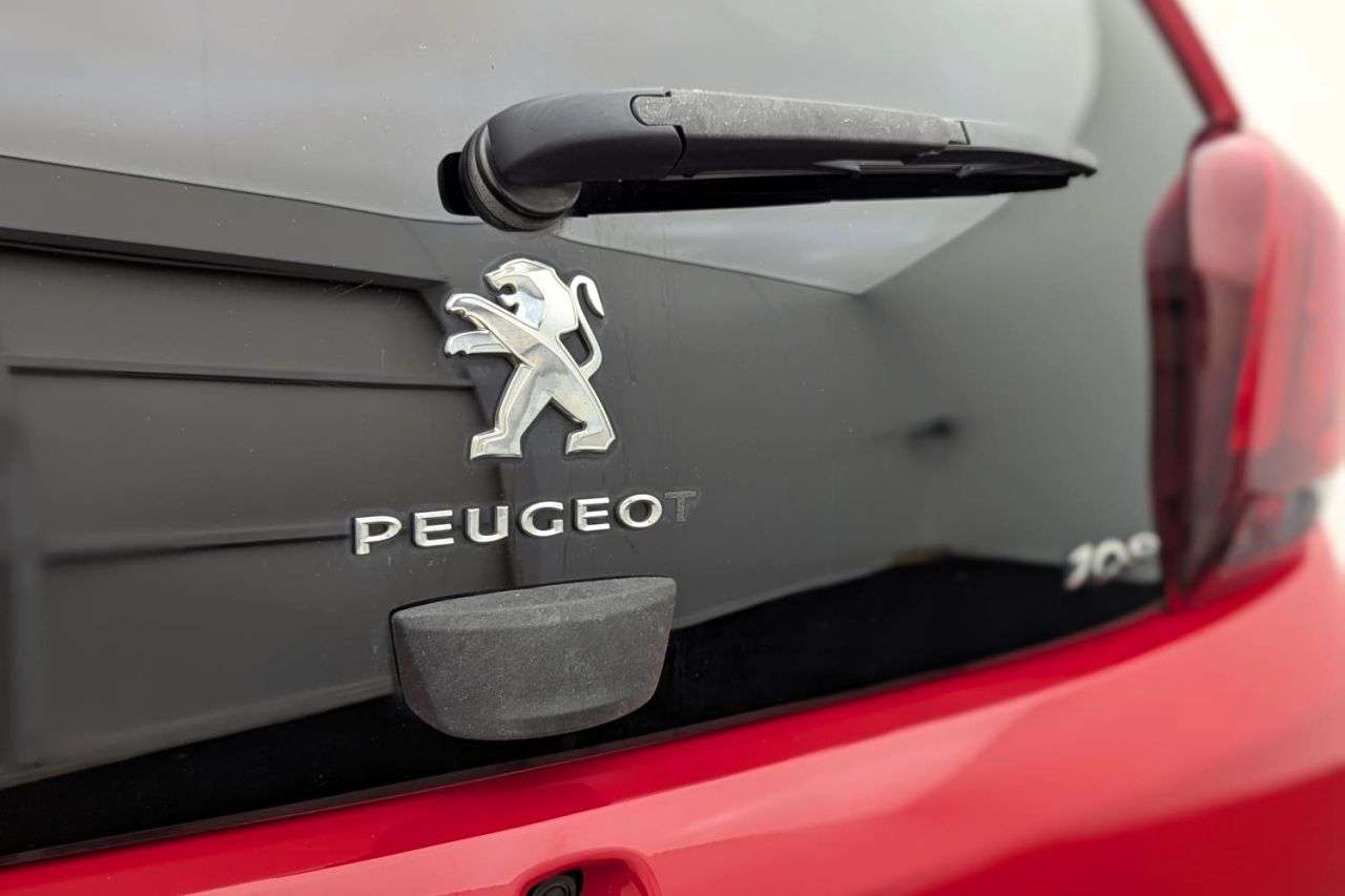 2015 PEUGEOT 108 2015 PEUGEOT 108