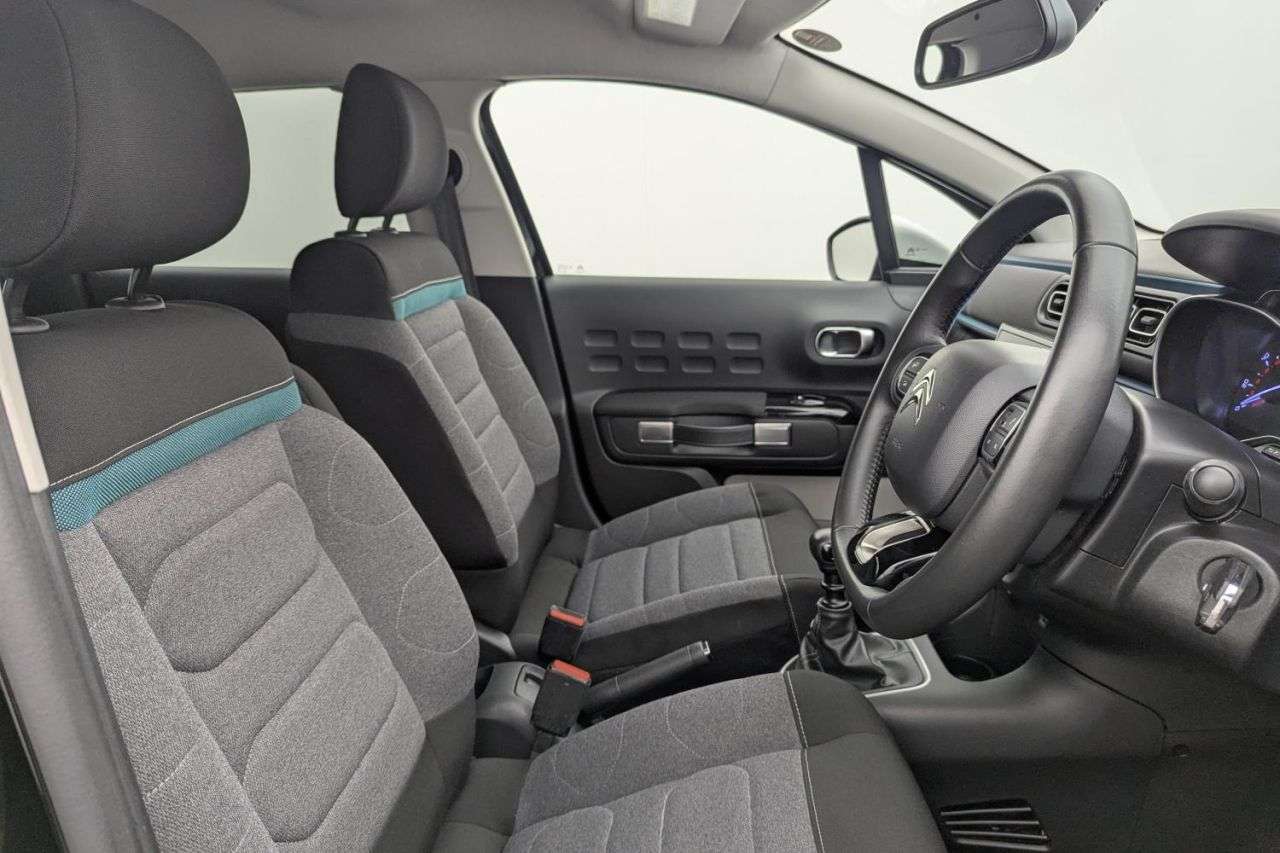 A 2023 CITROEN C3 1.2 PureTech Shine Plus Hatchback 5dr Petrol Manual Euro 6 (s/s) (110 ps) A A 2023 CITROEN C3 1.2 PureTech Shine Plus Hatchback 5dr Petrol Manual Euro 6 (s/s) (110 ps) A