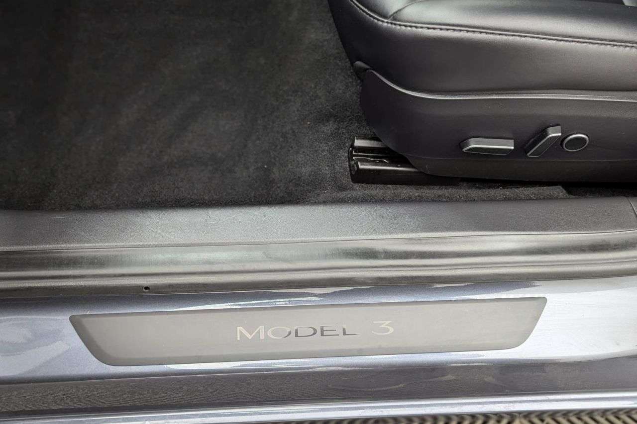 2020 TESLA MODEL 3 2020 TESLA MODEL 3
