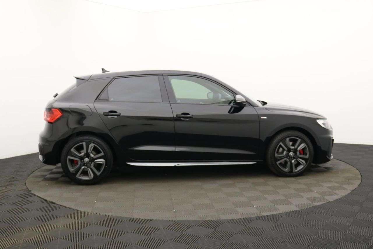 A 2019 AUDI A1 2.0 TFSI 40 S line Competition Sportback 5dr Petrol S Tronic Euro 6 (s/s) ( A 2019 AUDI A1 2.0 TFSI 40 S line Competition Sportback 5dr Petrol S Tronic Euro 6 (s/s) (