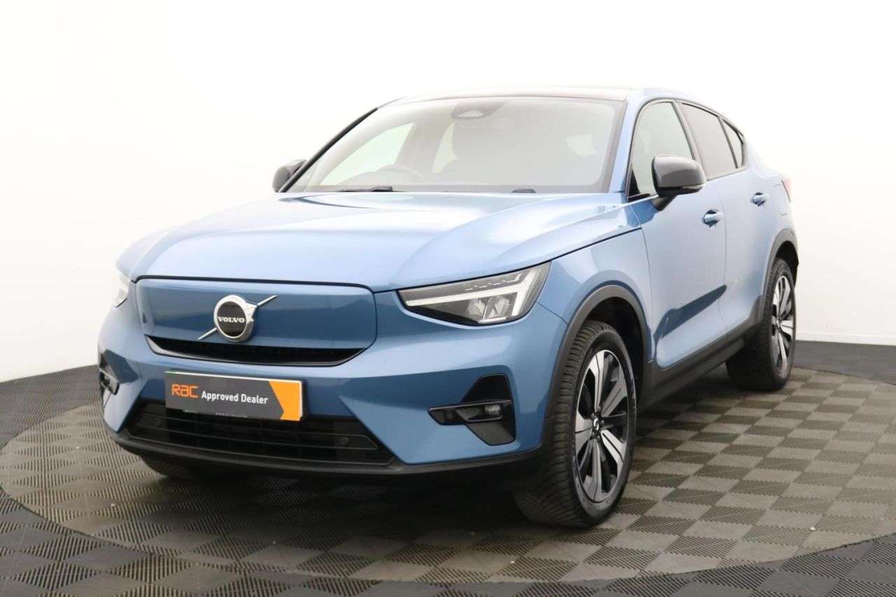 2023 VOLVO C40 2023 VOLVO C40