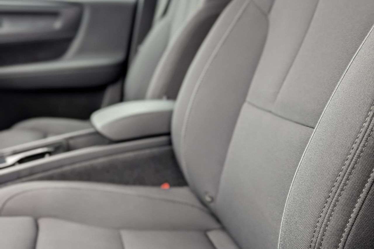 2023 VOLVO C40 2023 VOLVO C40