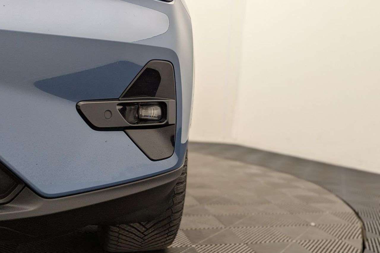 2023 VOLVO C40 2023 VOLVO C40