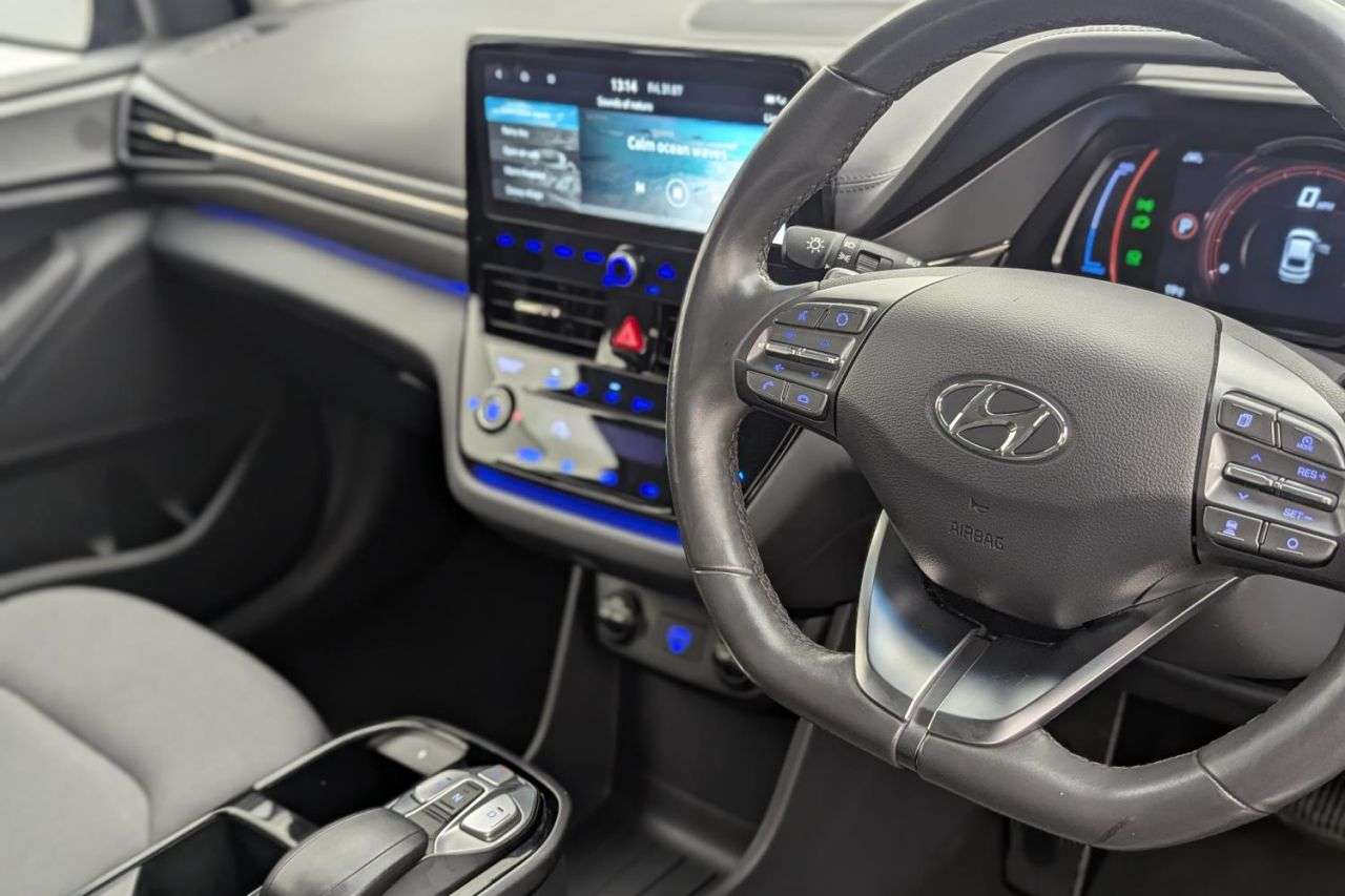 2021 HYUNDAI IONIQ 2021 HYUNDAI IONIQ