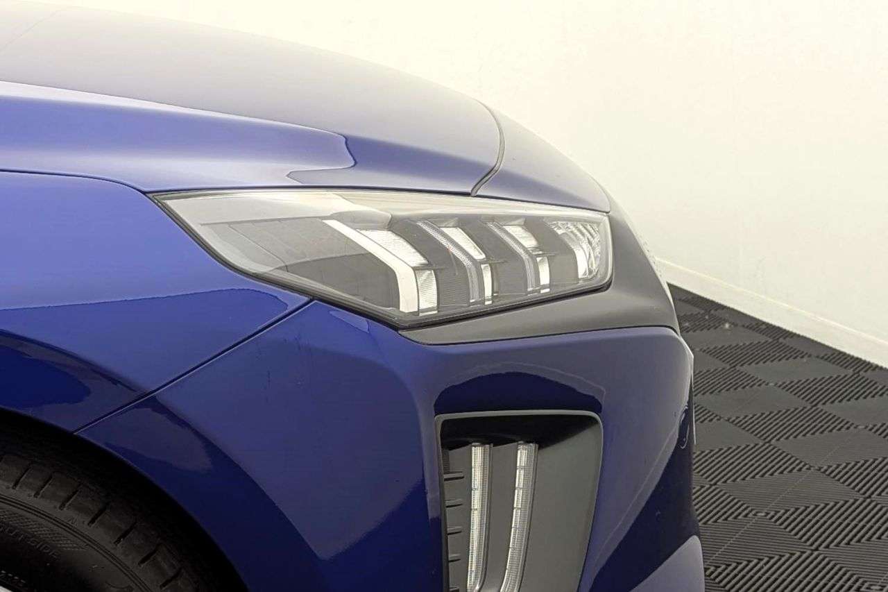 2021 HYUNDAI IONIQ 2021 HYUNDAI IONIQ