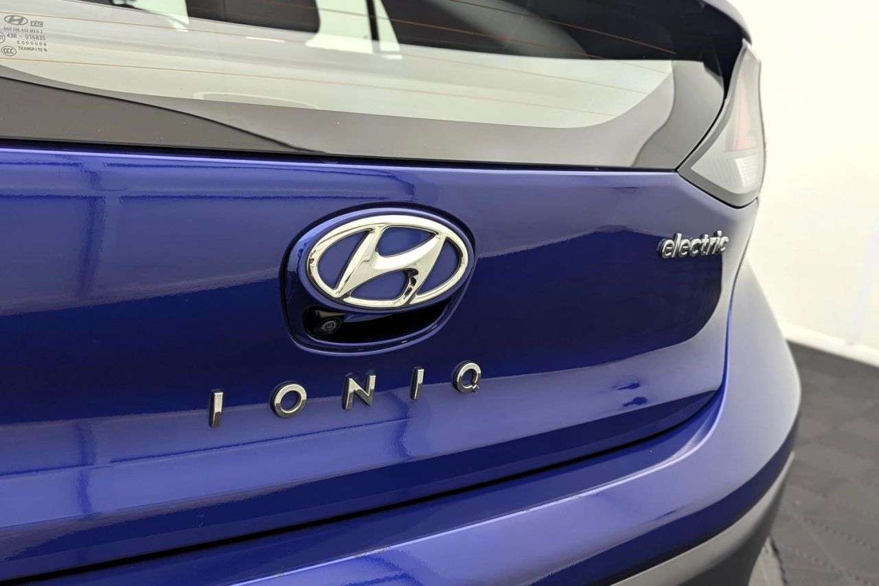 2021 HYUNDAI IONIQ 2021 HYUNDAI IONIQ