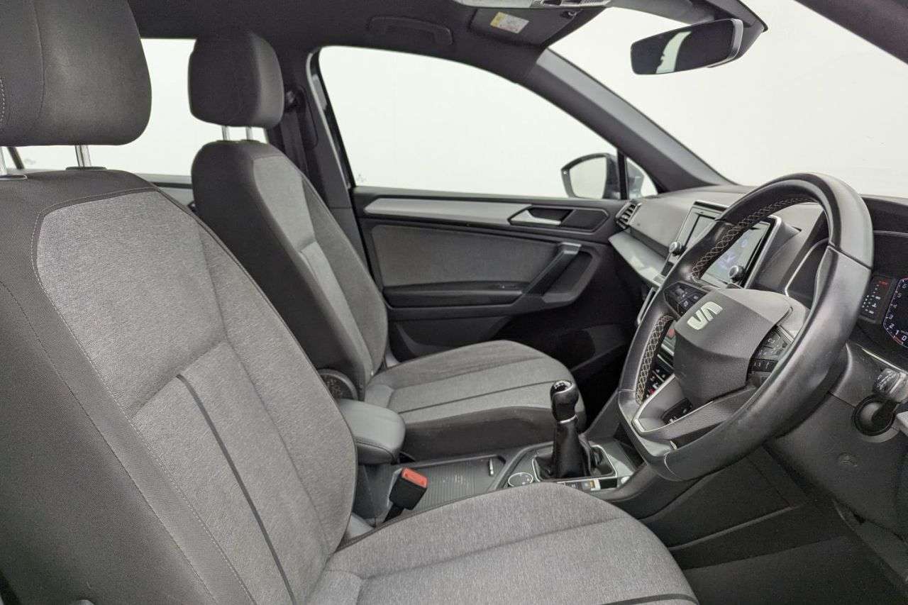 A 2021 SEAT TARRACO 1.5 TSI EVO SE SUV 5dr Petrol Manual Euro 6 (s/s) (150 ps) Award Winning 5 A 2021 SEAT TARRACO 1.5 TSI EVO SE SUV 5dr Petrol Manual Euro 6 (s/s) (150 ps) Award Winning 5