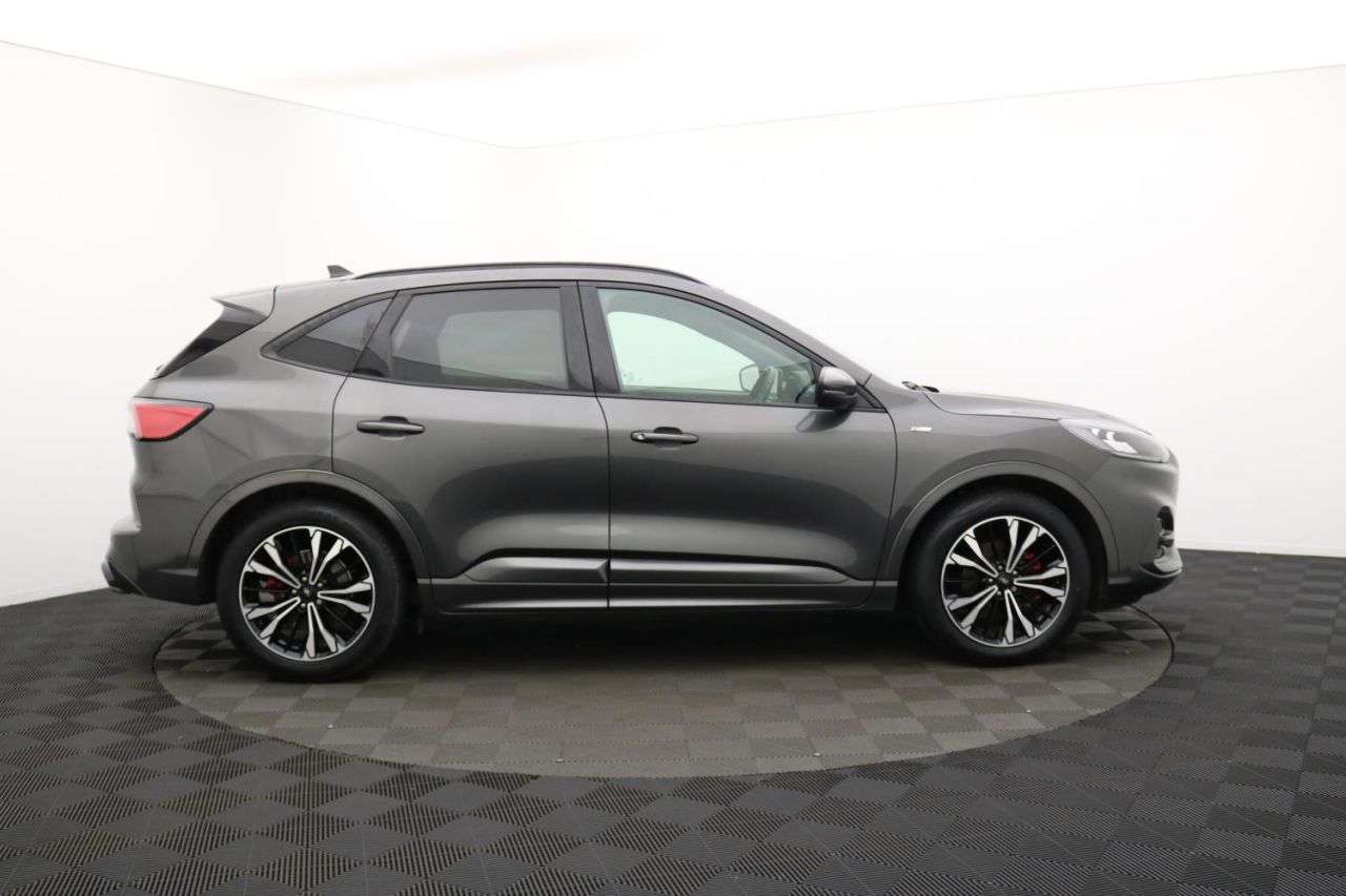 A 2021 FORD KUGA 1.5T EcoBoost ST-Line X Edition SUV 5dr Petrol Manual Euro 6 (s/s) (150 ps) A 2021 FORD KUGA 1.5T EcoBoost ST-Line X Edition SUV 5dr Petrol Manual Euro 6 (s/s) (150 ps)