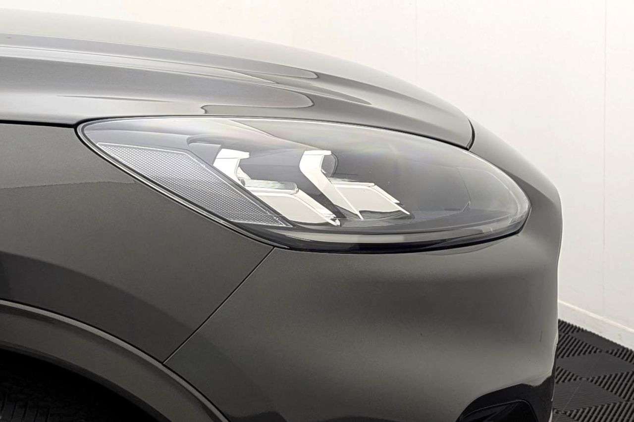 2021 FORD KUGA 2021 FORD KUGA