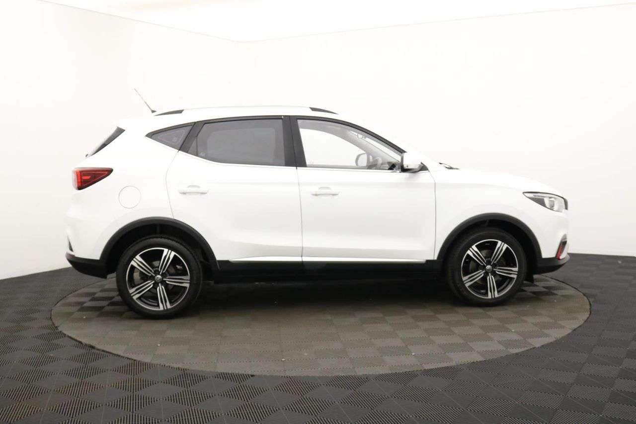A 2019 MG MG ZS 1.5 VTi-TECH Limited Edition SUV 5dr Petrol Manual Euro 6 (s/s) (106 ps) Aw A 2019 MG MG ZS 1.5 VTi-TECH Limited Edition SUV 5dr Petrol Manual Euro 6 (s/s) (106 ps) Aw