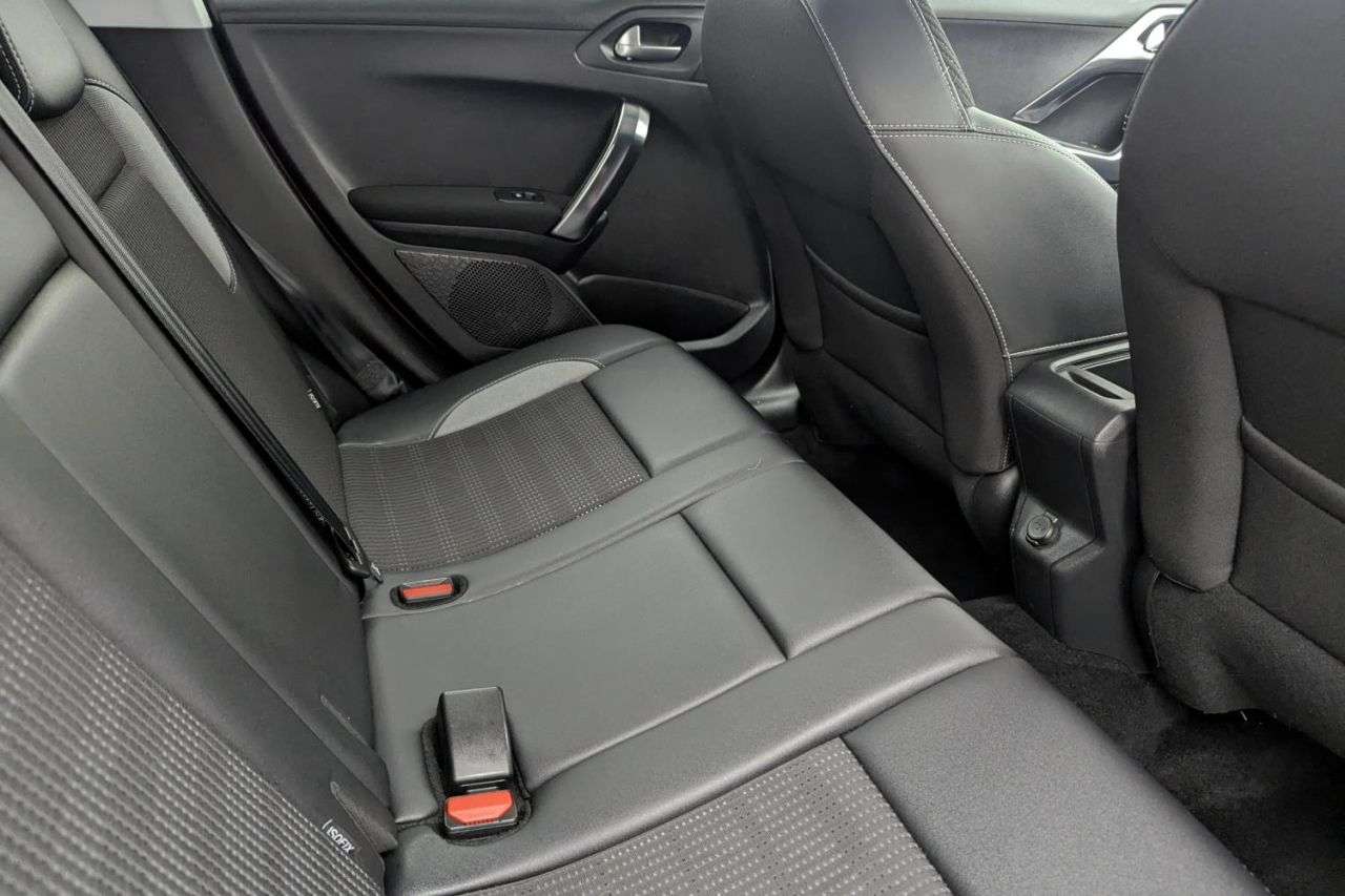 2016 PEUGEOT 2008 2016 PEUGEOT 2008