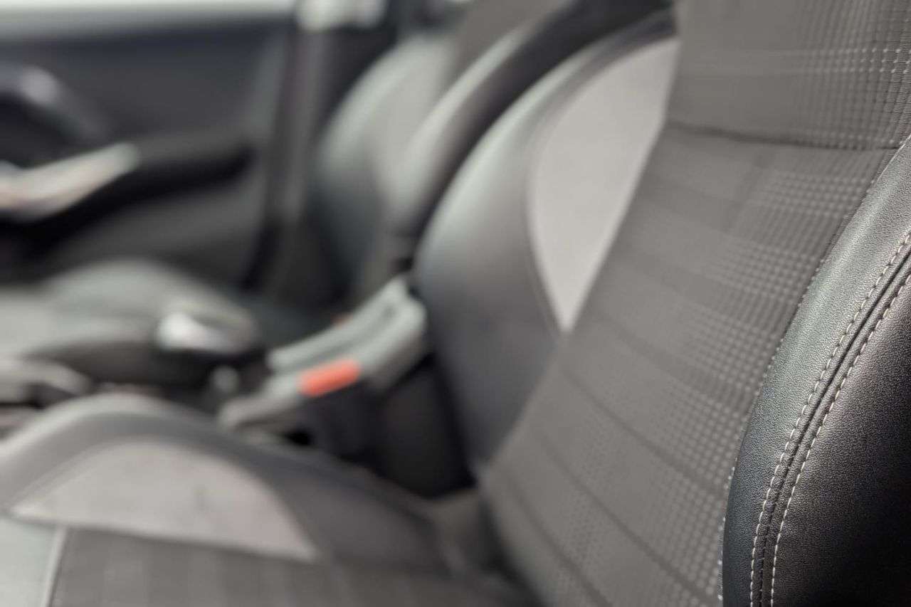 2016 PEUGEOT 2008 2016 PEUGEOT 2008
