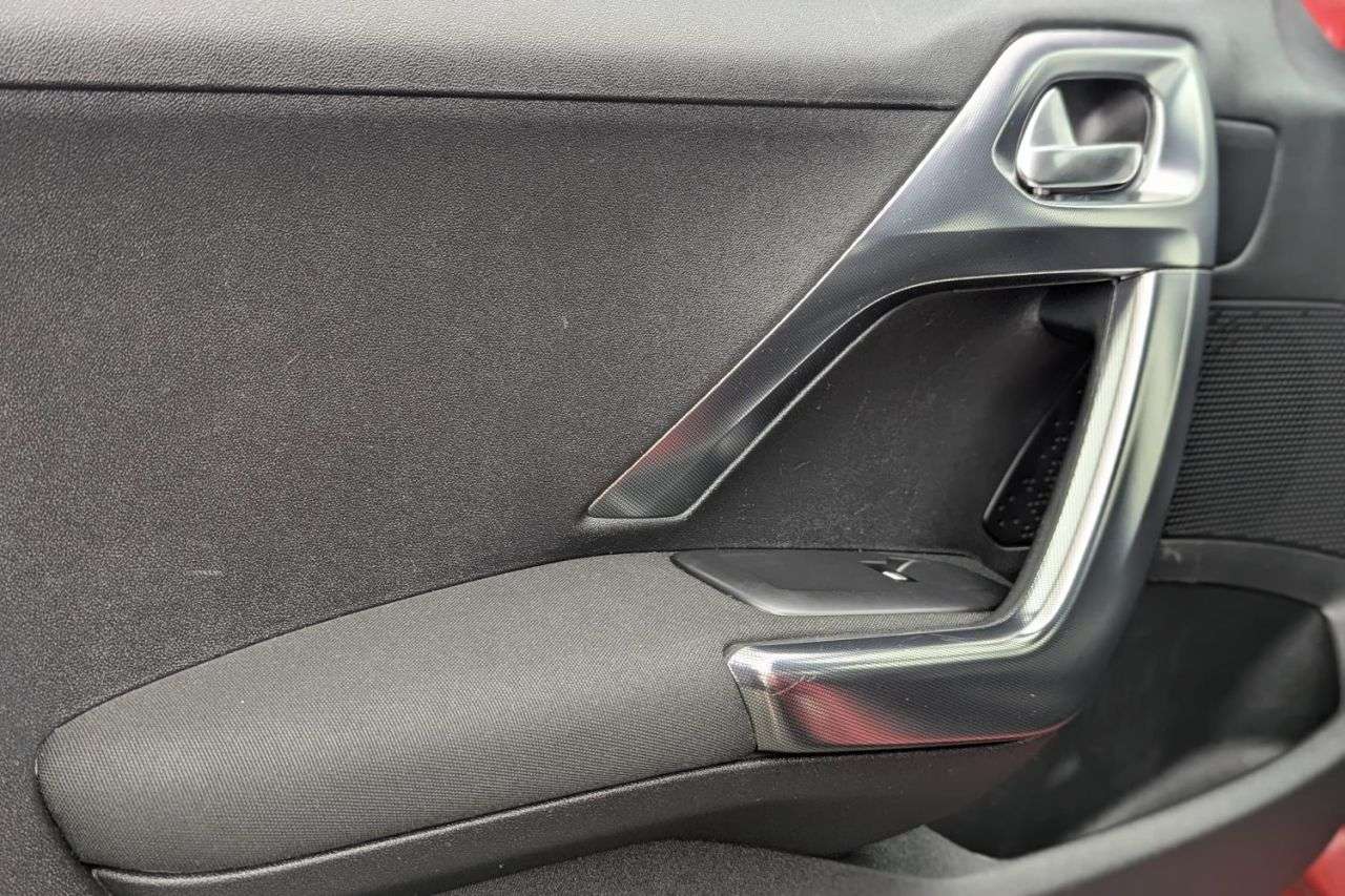 2016 PEUGEOT 2008 2016 PEUGEOT 2008