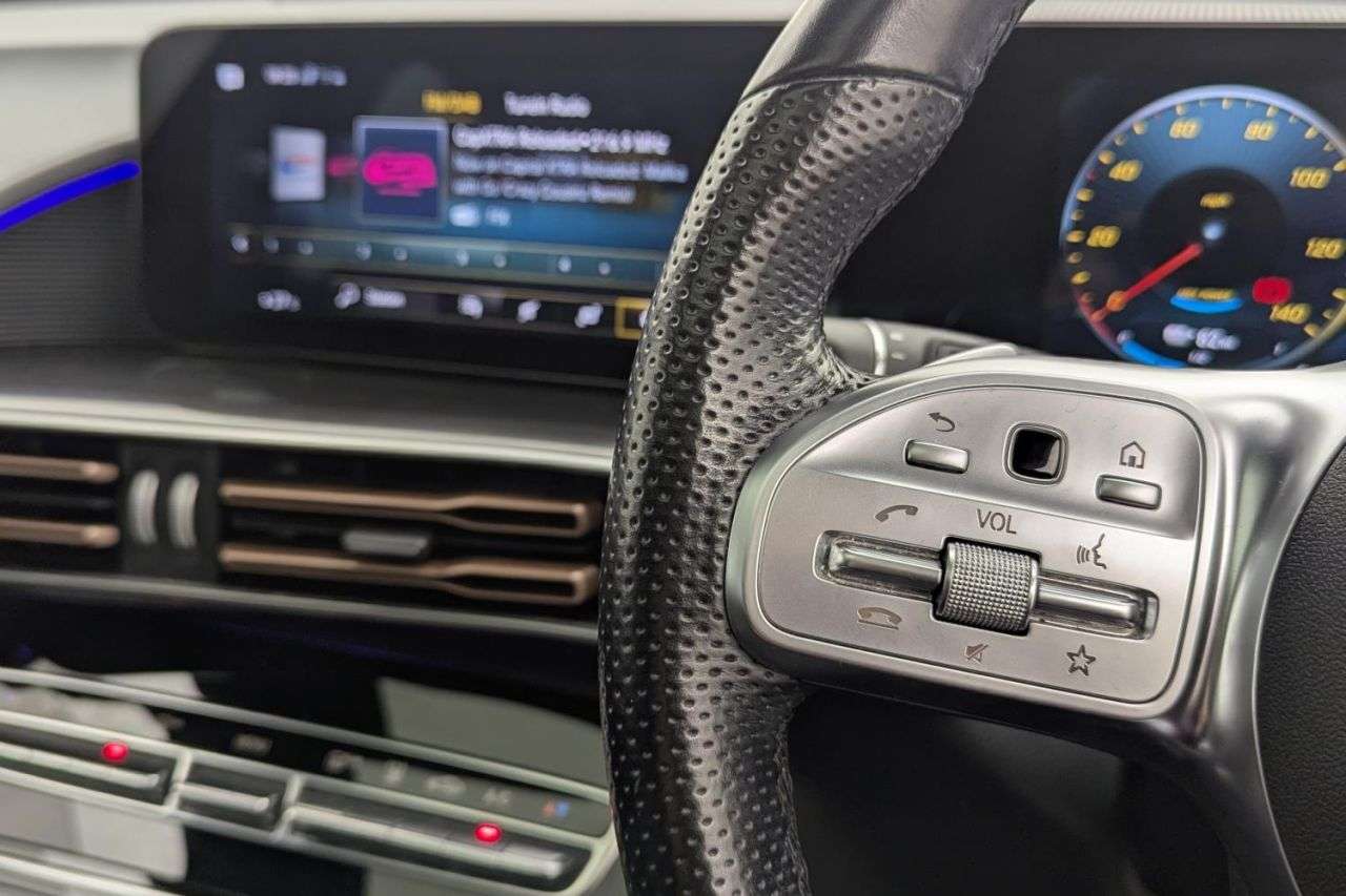 2021 MERCEDES-BENZ EQC 2021 MERCEDES-BENZ EQC