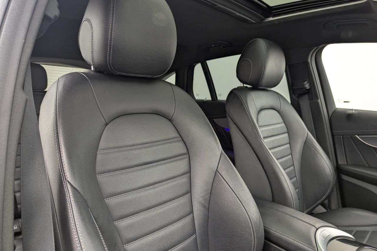 2021 MERCEDES-BENZ EQC 2021 MERCEDES-BENZ EQC